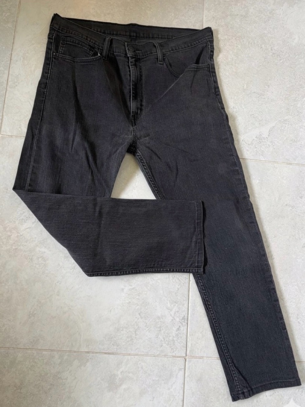 Vintage Levi’s 508 36x27 Men's Black Slim jeans (label 36x30)